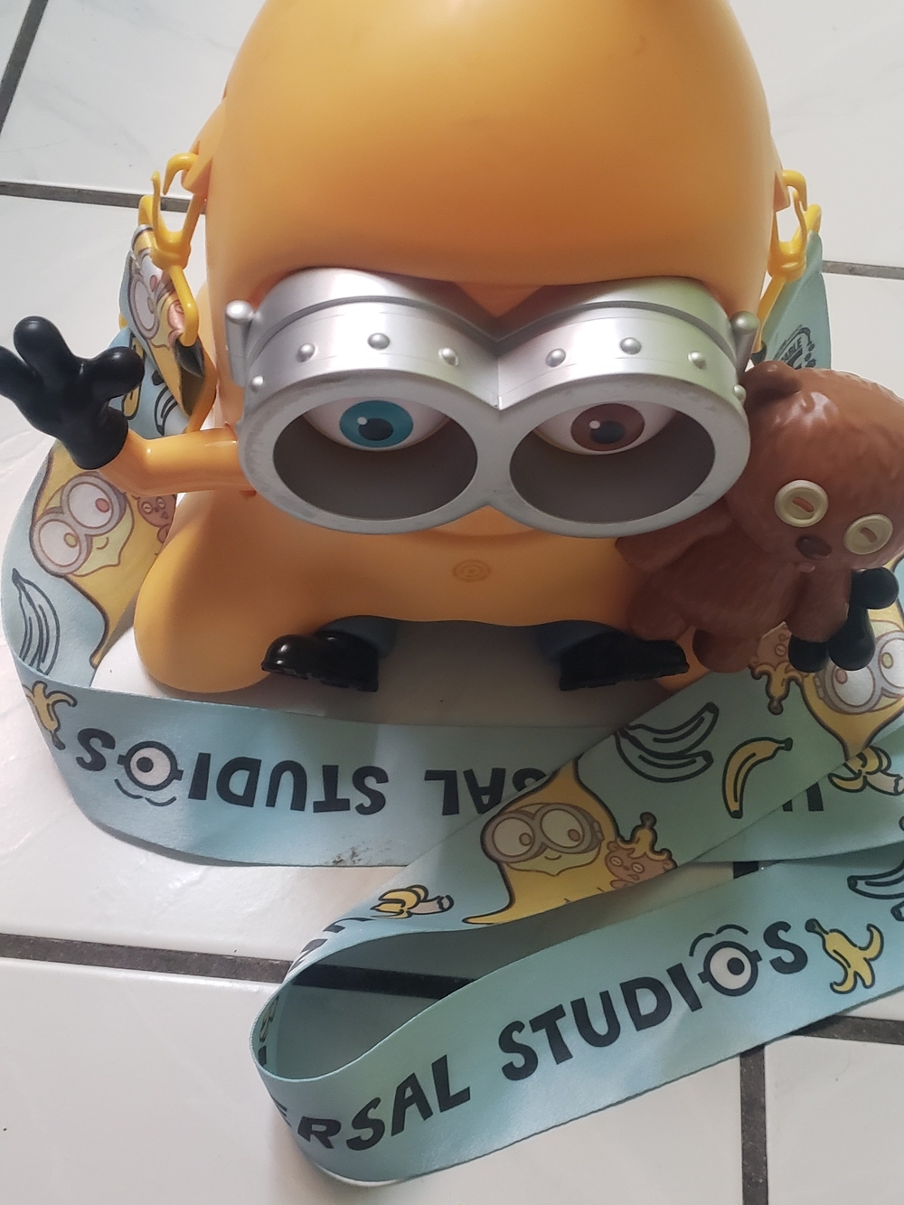 Universal talking Minion Popcorn bucket/bag with lanyard